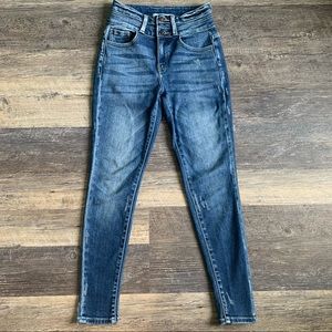 Kancan blue jeans